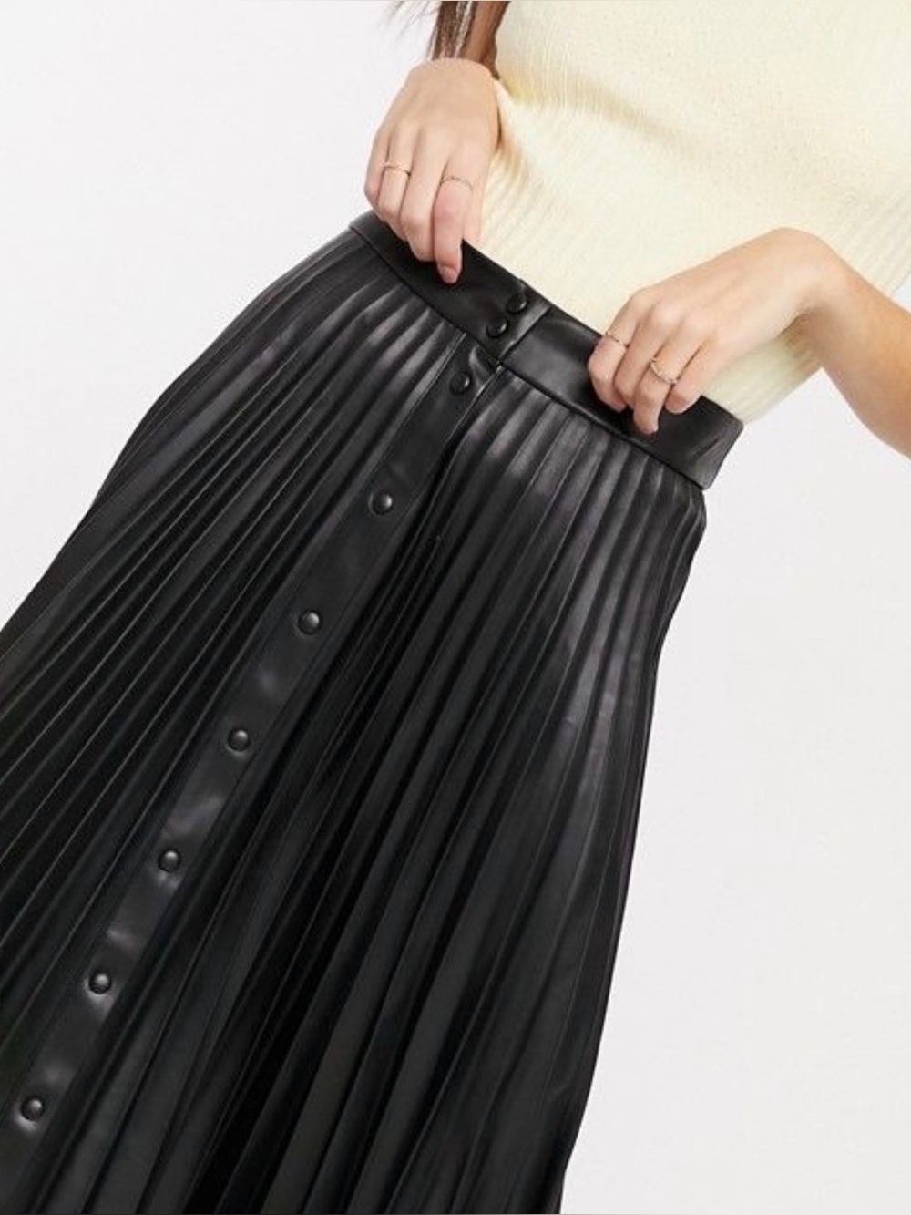 VENUS Black Pleated Midi Skirt